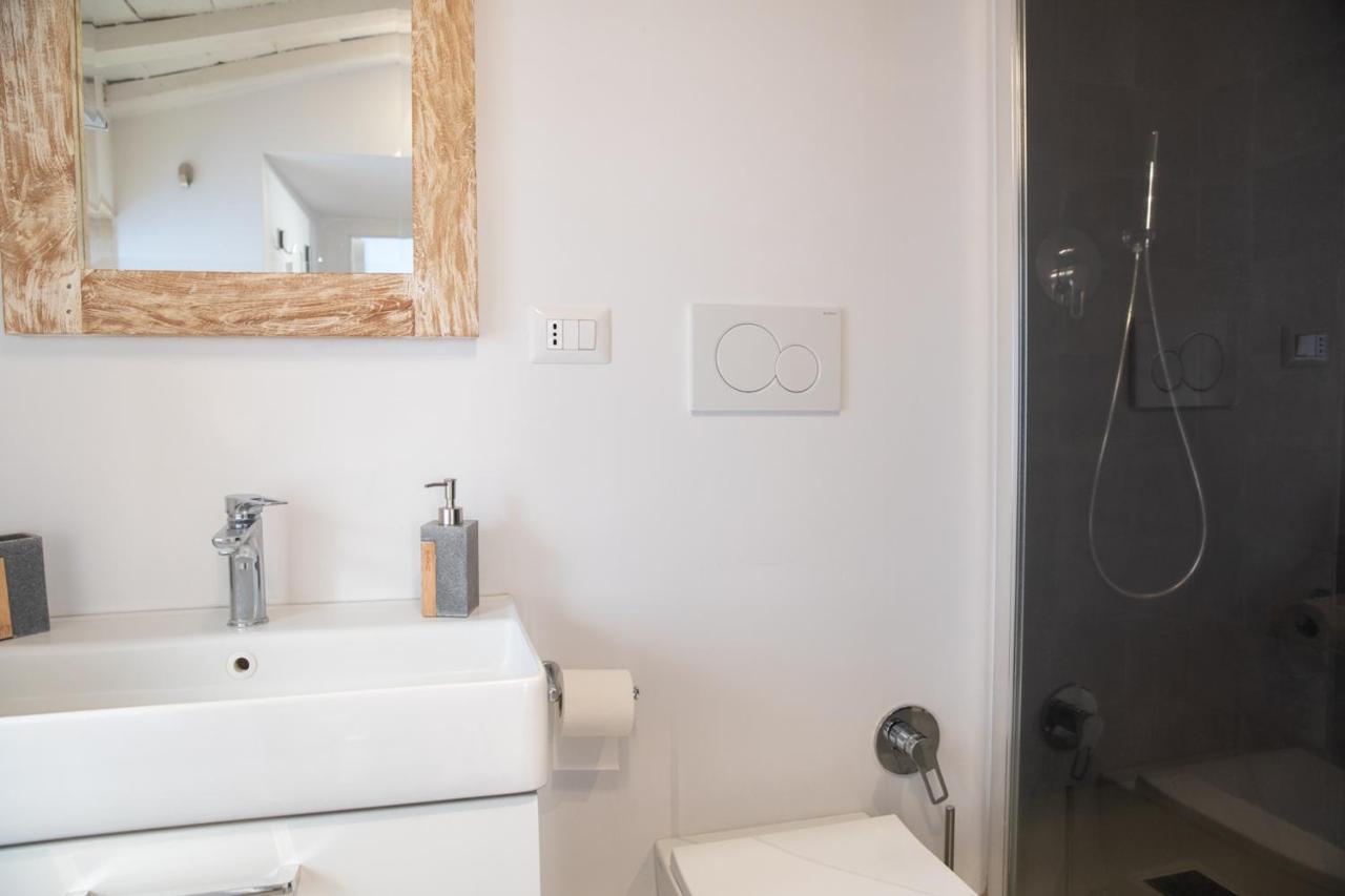 Loft Nel Borgo Apartment Bracciano  Luaran gambar